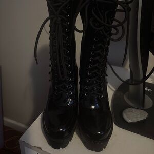 Akira platform boots